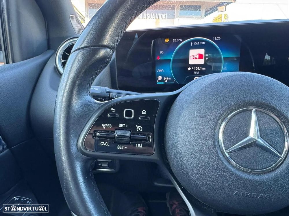 Mercedes-Benz B 180 - 28