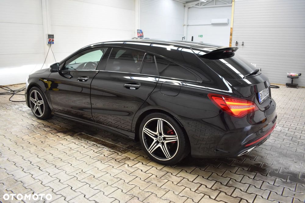 Mercedes-Benz CLA 250 4Matic 7G-DCT Sport - 13