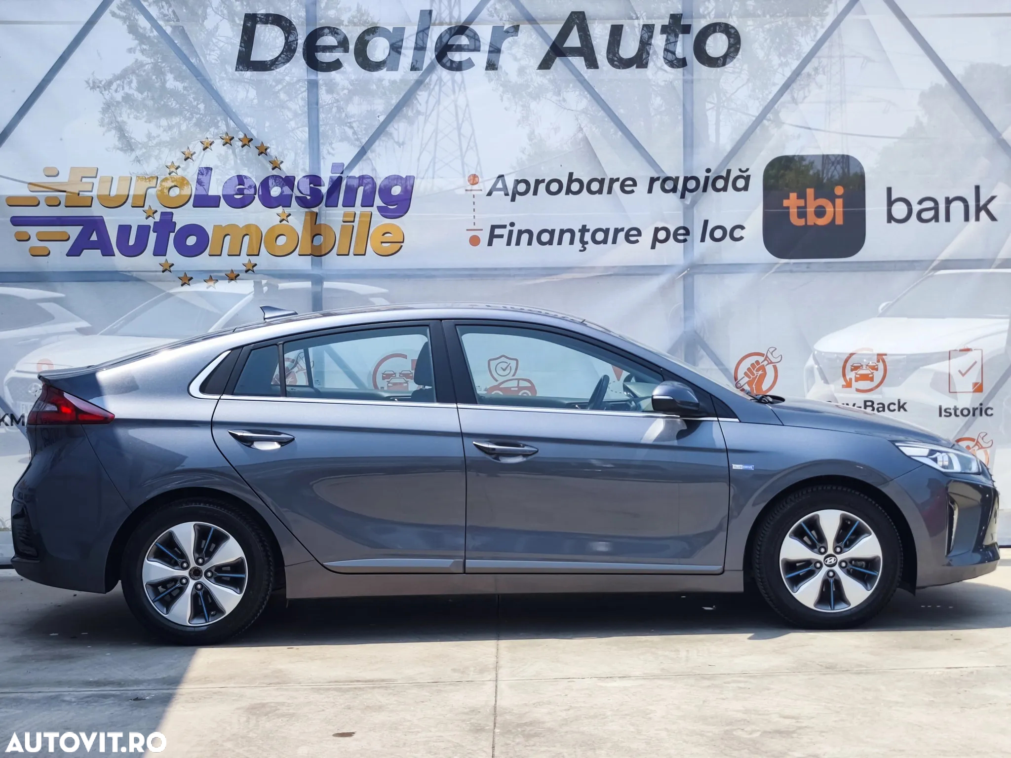 Hyundai IONIQ - 4