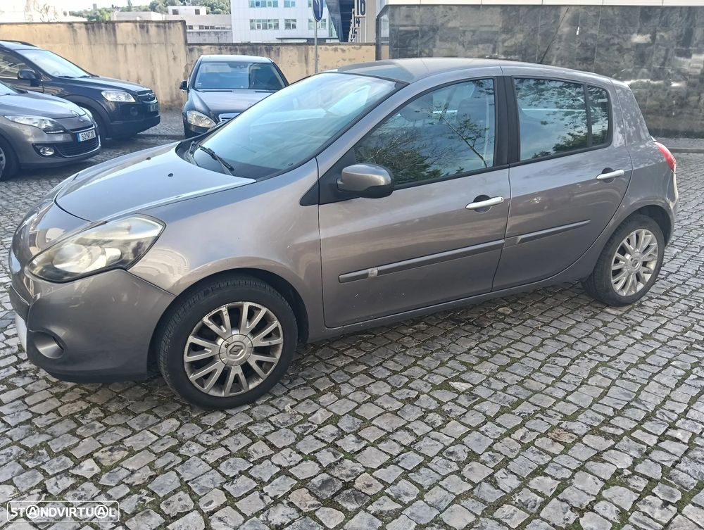 Renault Clio 1.5 dCi Privilège - 4