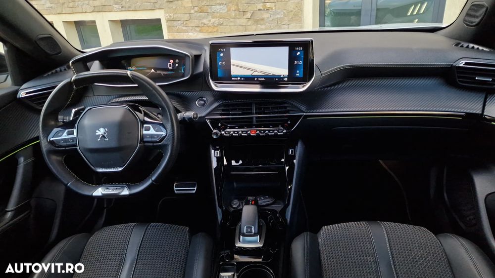Peugeot 2008 PureTech 130 EAT8 GT Exclusive - 2