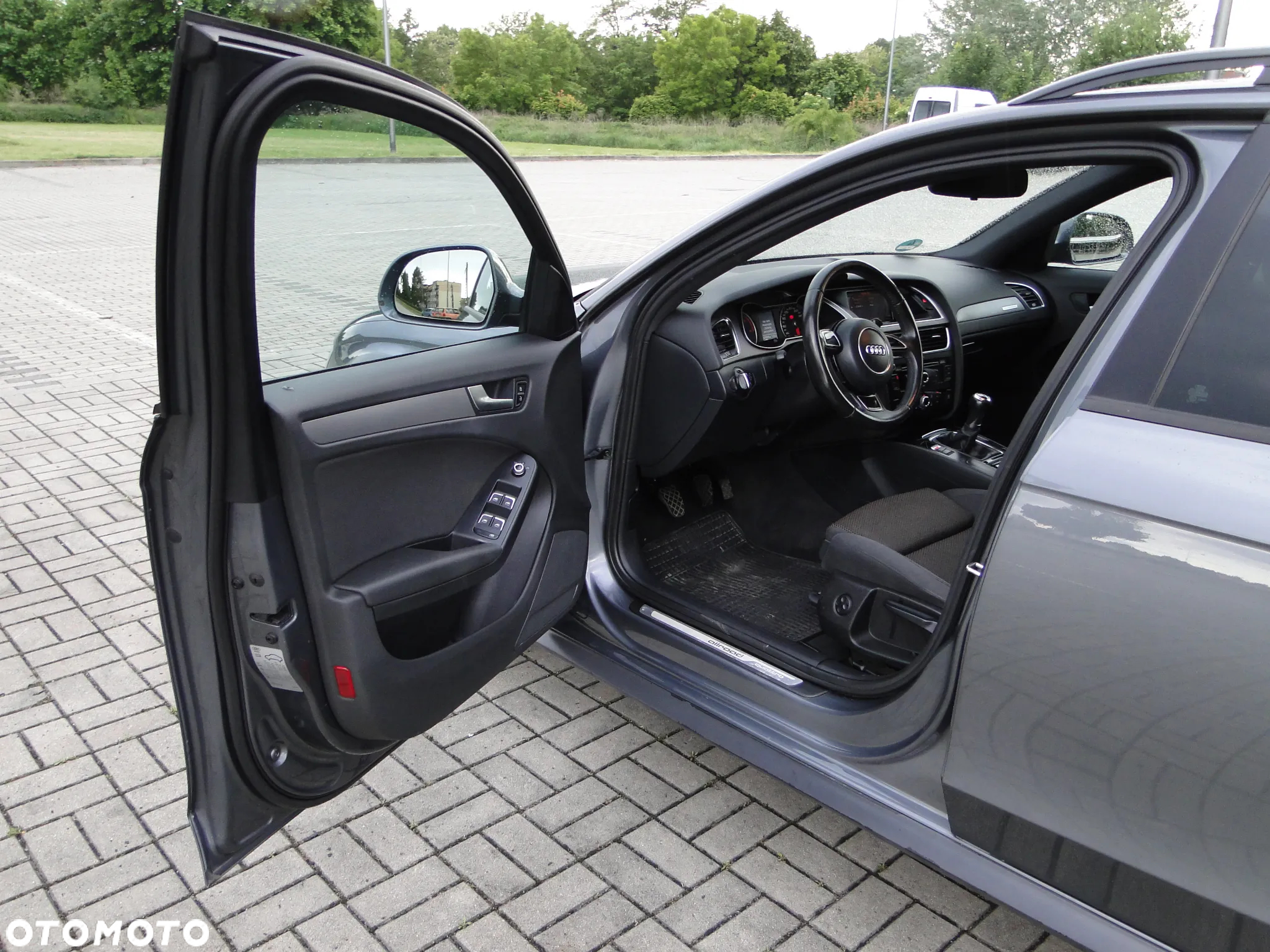 Audi A4 Allroad 2.0 TDI Quattro - 9
