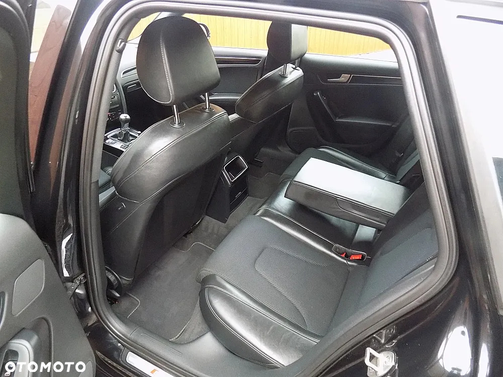 Audi A4 Avant 1.8 TFSI S line Sportpaket - 6