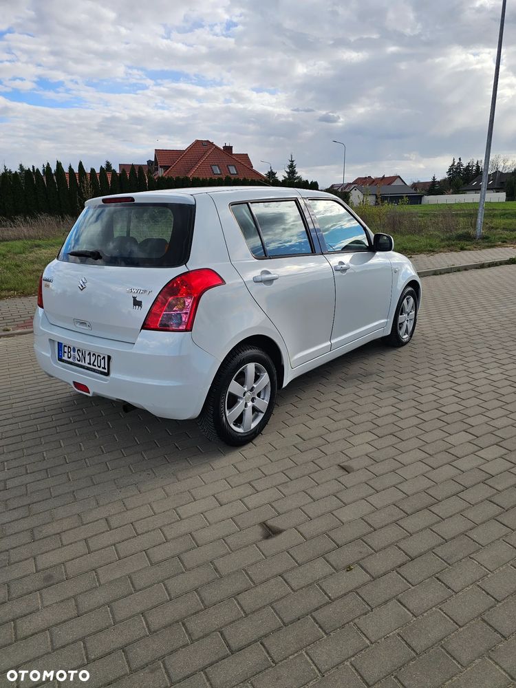 Suzuki Swift 1.3 Comfort - 9