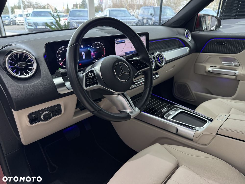 Mercedes-Benz GLB - 8