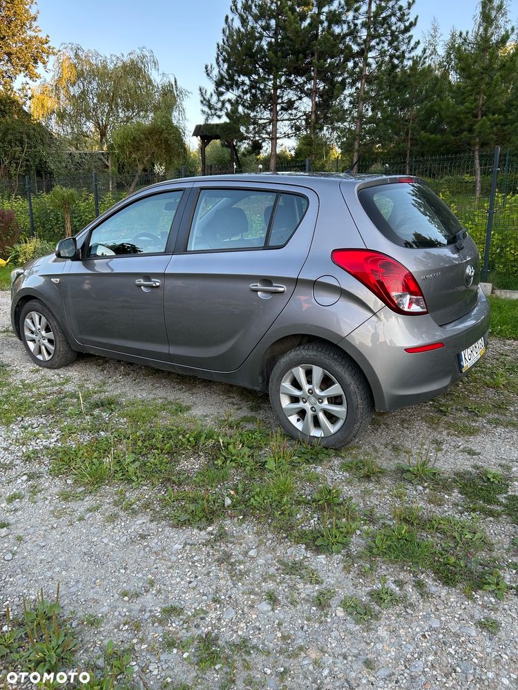 Hyundai i20 1.1 CRDi Comfort - 4