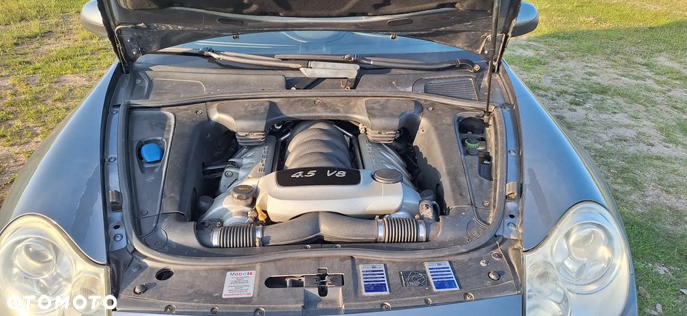 Porsche Cayenne S Tiptronic - 4