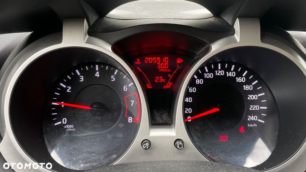 Nissan Juke 1.6 Acenta - 11