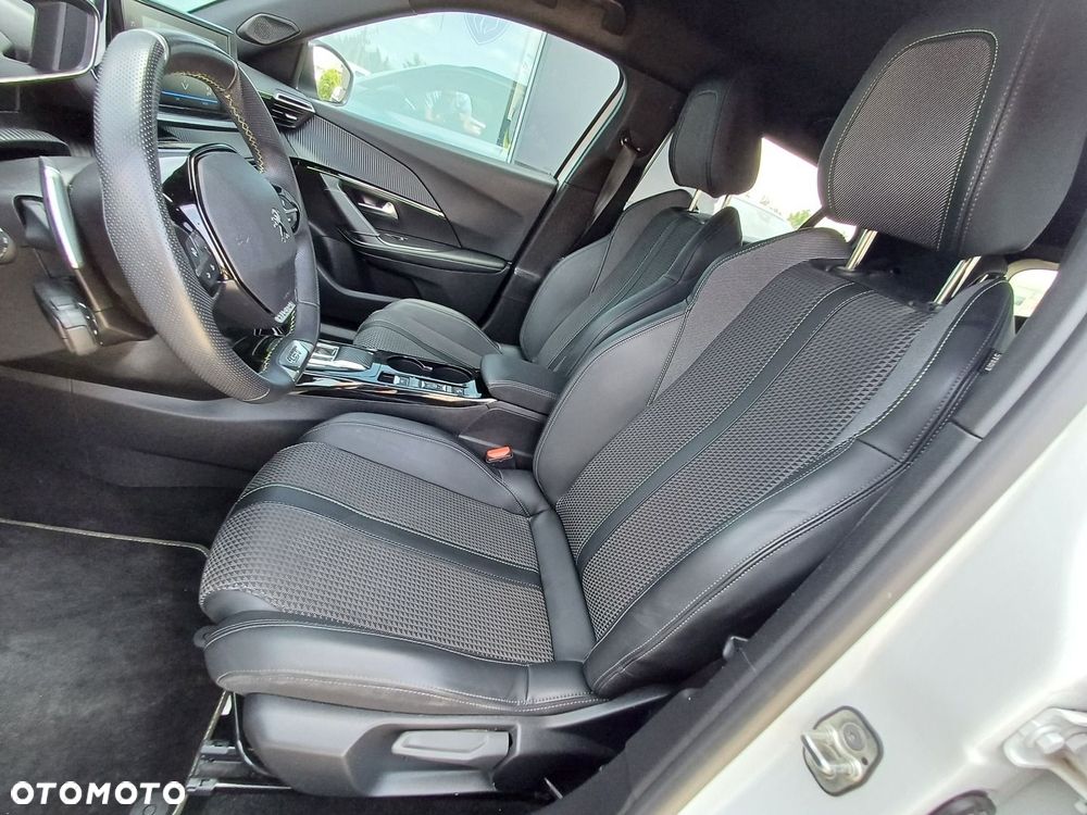 Peugeot 2008 1.2 PureTech GT S&S EAT8 - 13