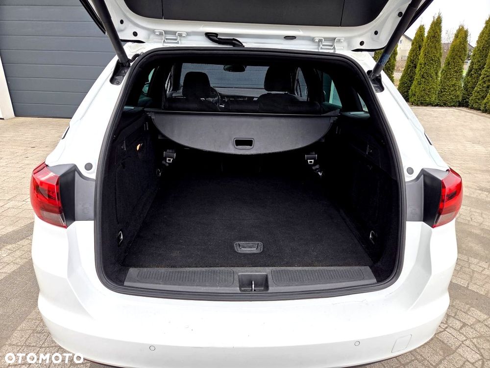 Opel Astra - 33