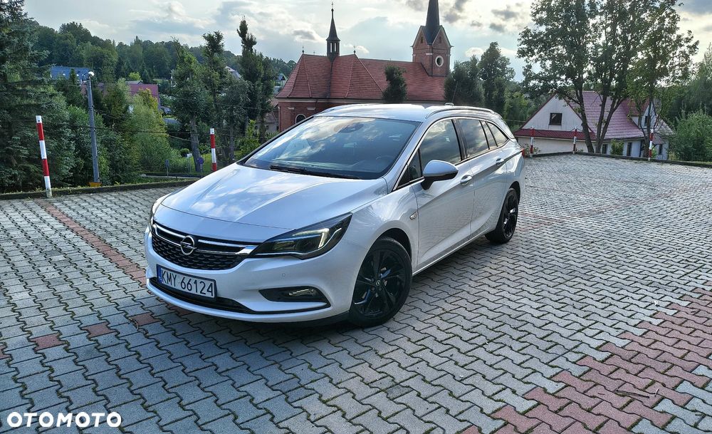 Opel Astra - 1