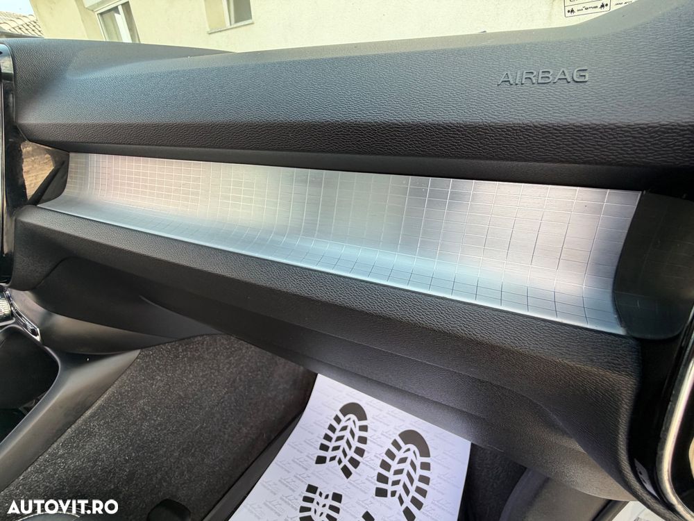 Volvo XC 40 D3 Momentum - 13