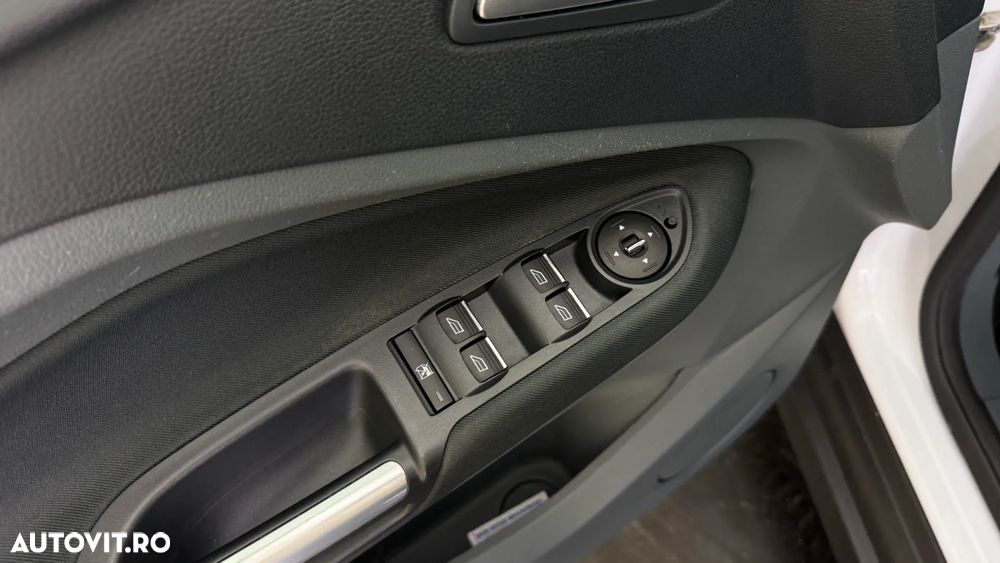 Ford C-Max - 14