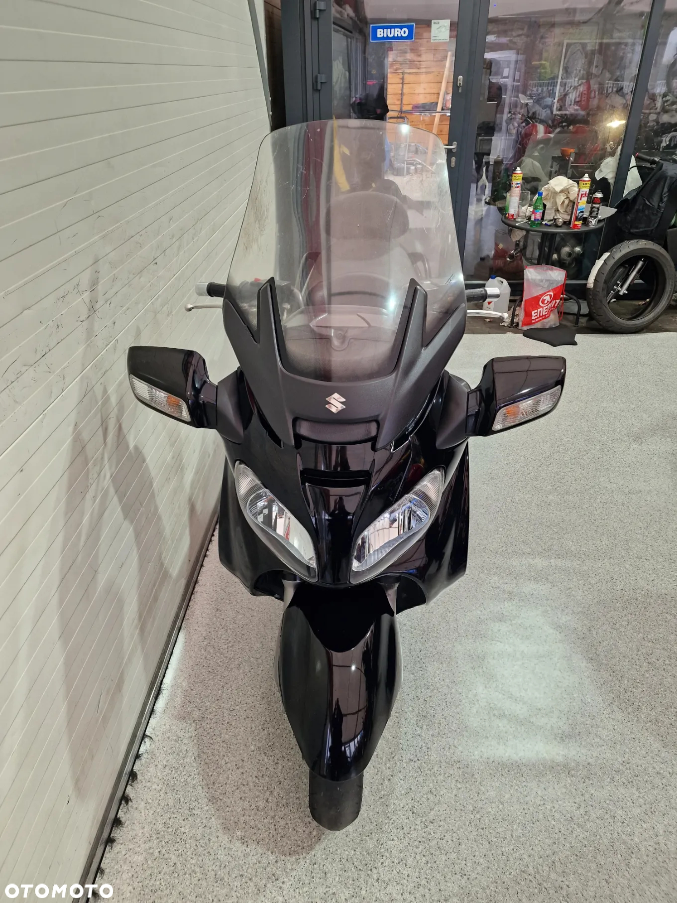 Suzuki Burgman - 11