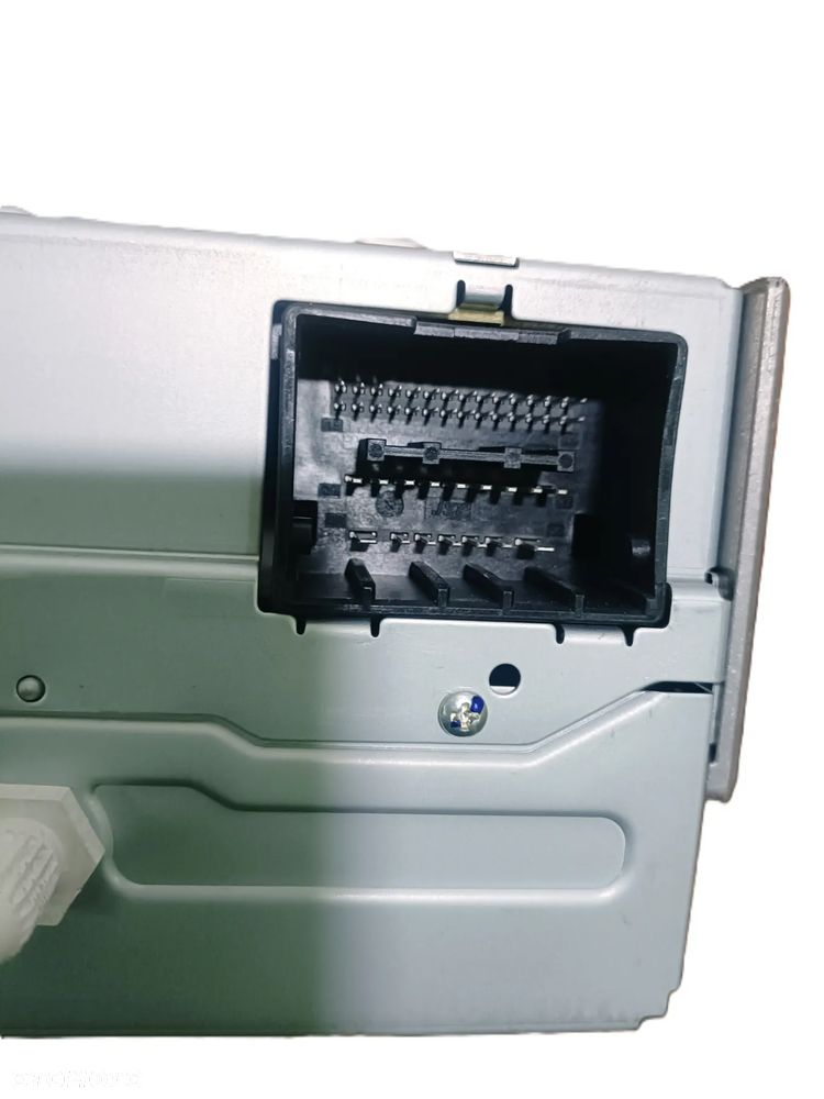 OPEL INSIGNIA A 08-17 1,8 B radioodbiornik radioodtwarzacz radio 20984175 * - 6