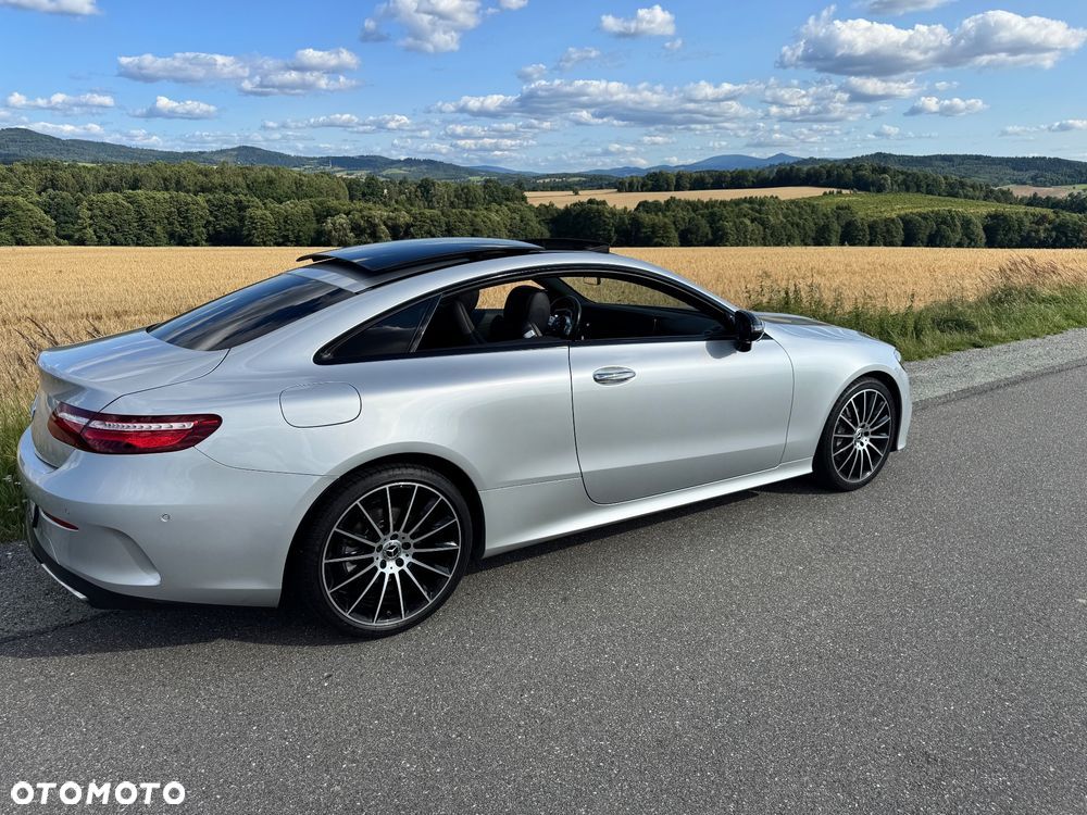 Mercedes-Benz Klasa E 220 d Coupe 4-Matic 9G-TRONIC - 7