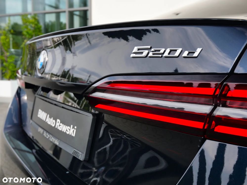 BMW Seria 5 520d xDrive - 9