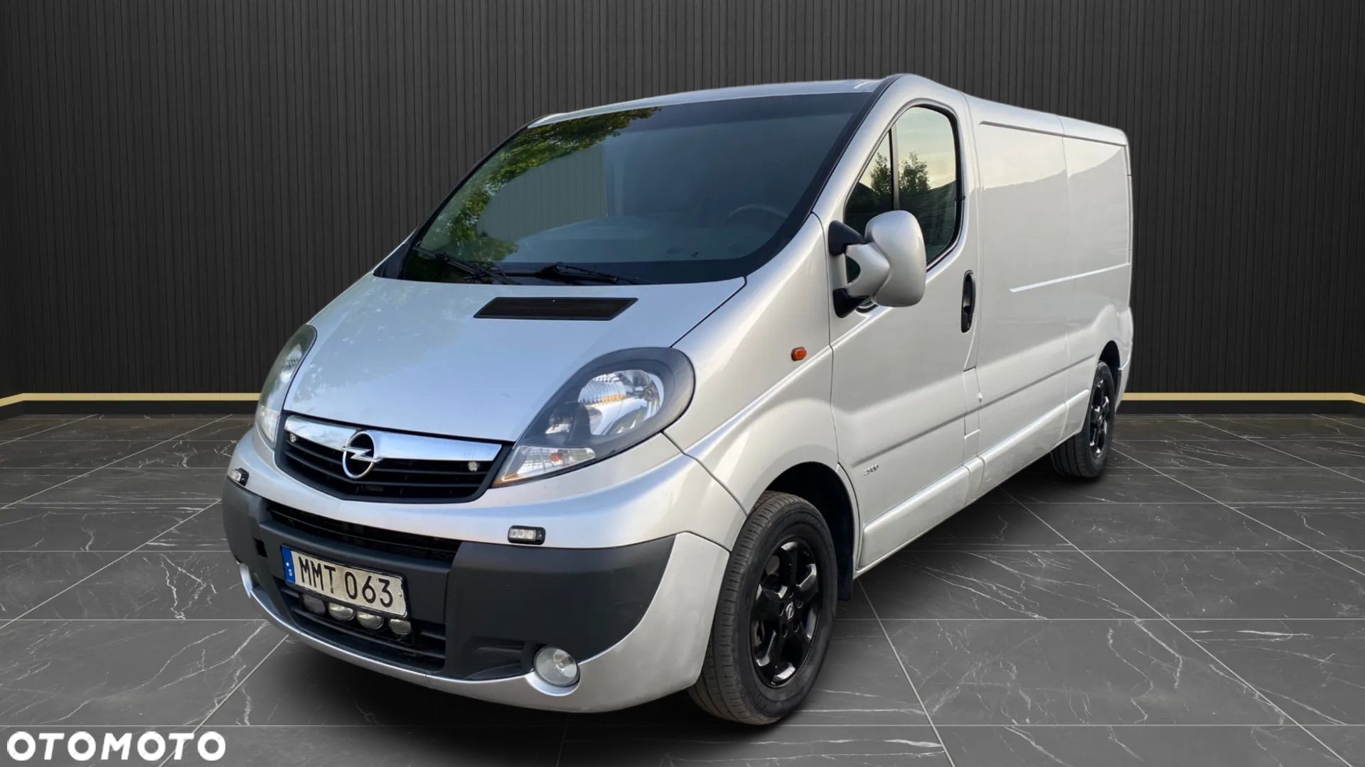 Opel VIVARO - 1