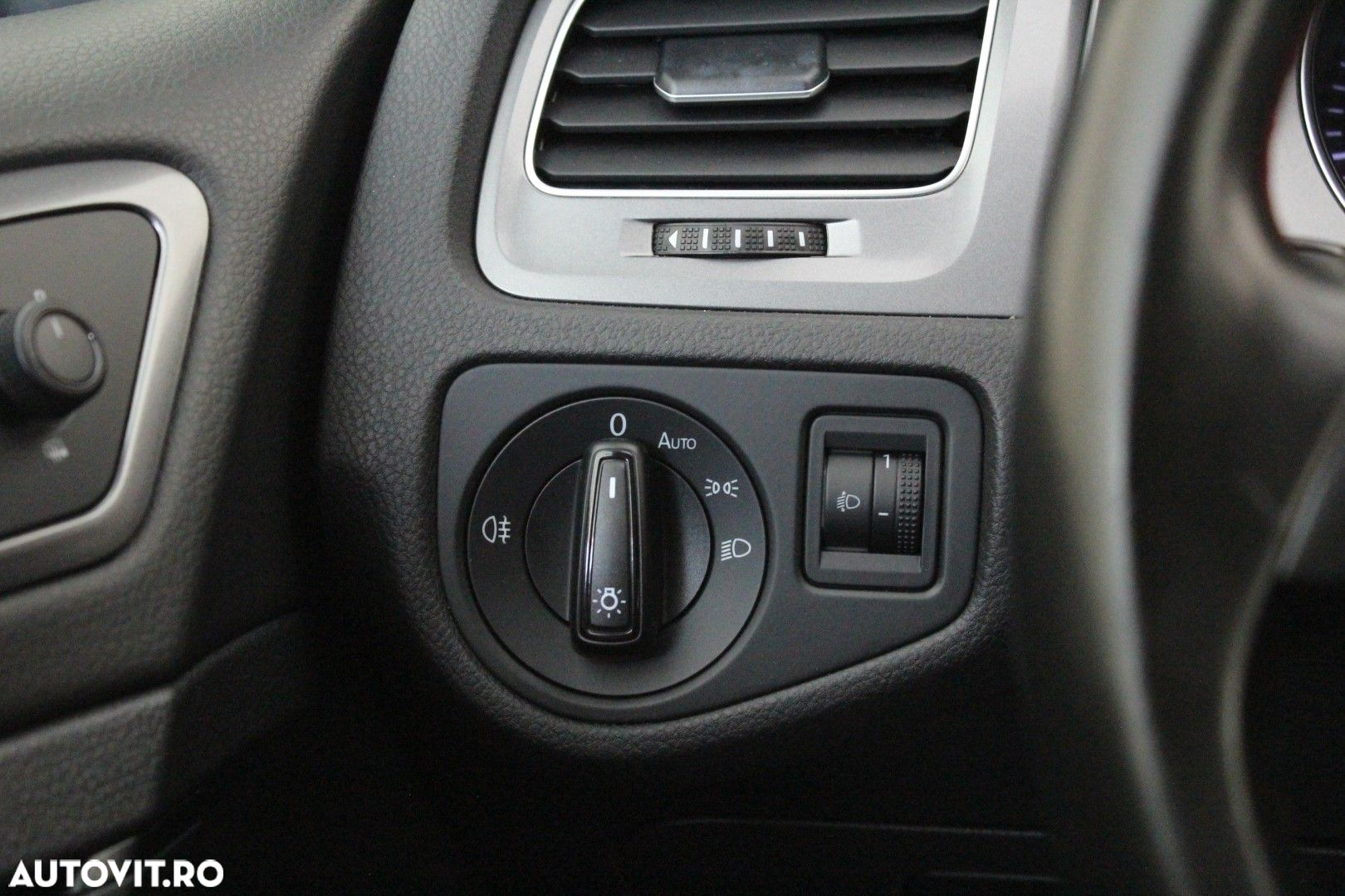 Volkswagen Golf - 15