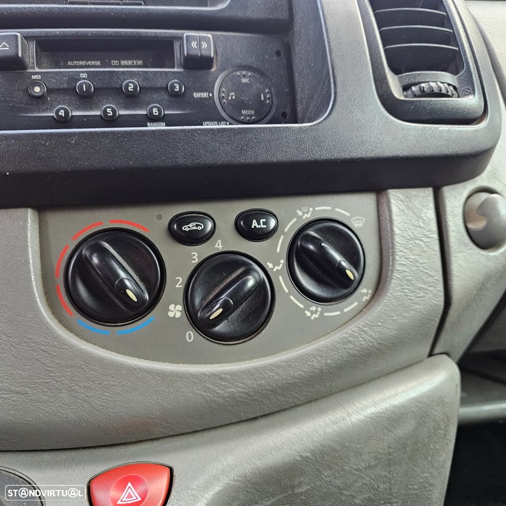Renault Trafic - 4