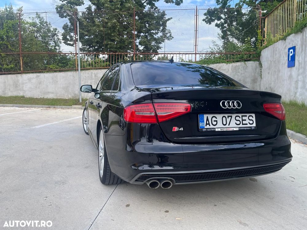 Audi A4 Limuzina 2.0 TDI - 12