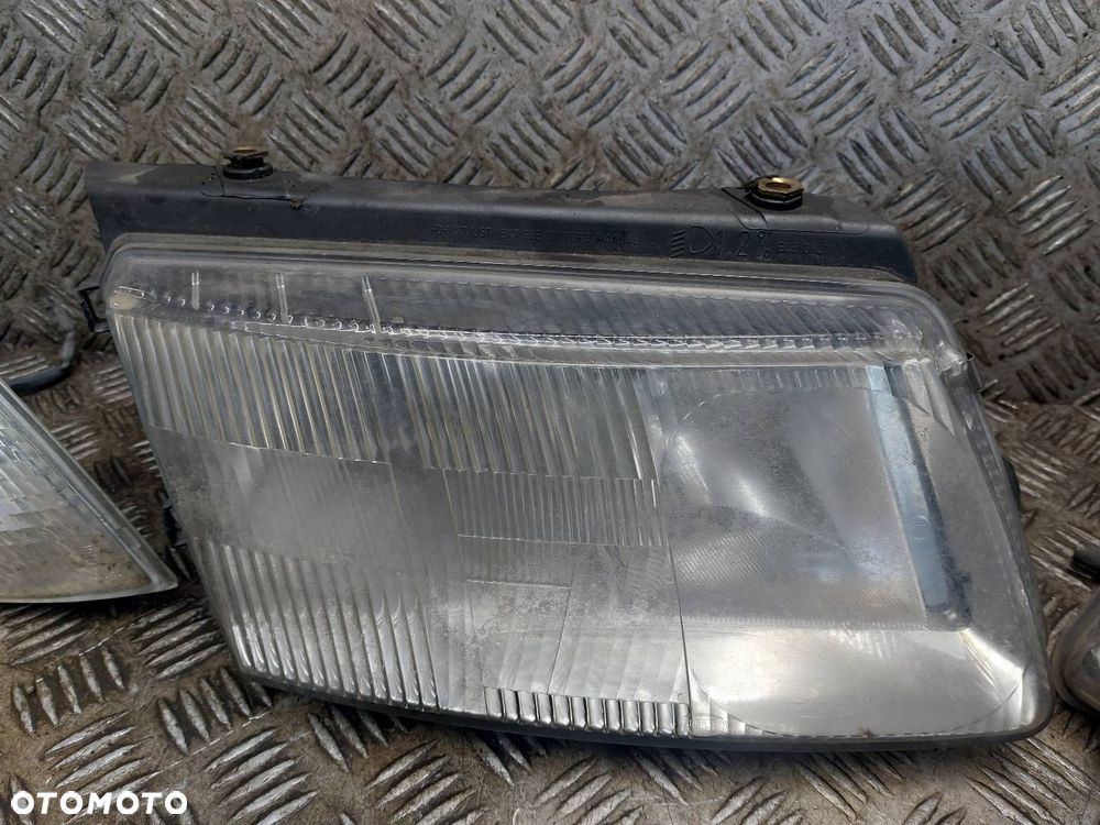 LAMPA LEWY PRZÓD + PRAWY PRZÓD + KIERUNKOWSKAZY VOLKSWAGEN PASSAT B5 EU - 5