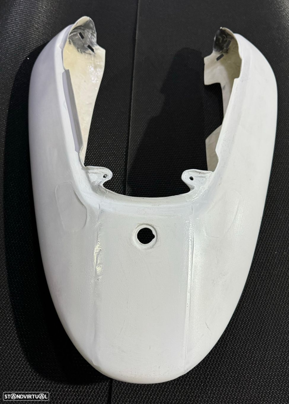 carenagem traseira em fibra honda hornet 600 1998 - 2002 - 1