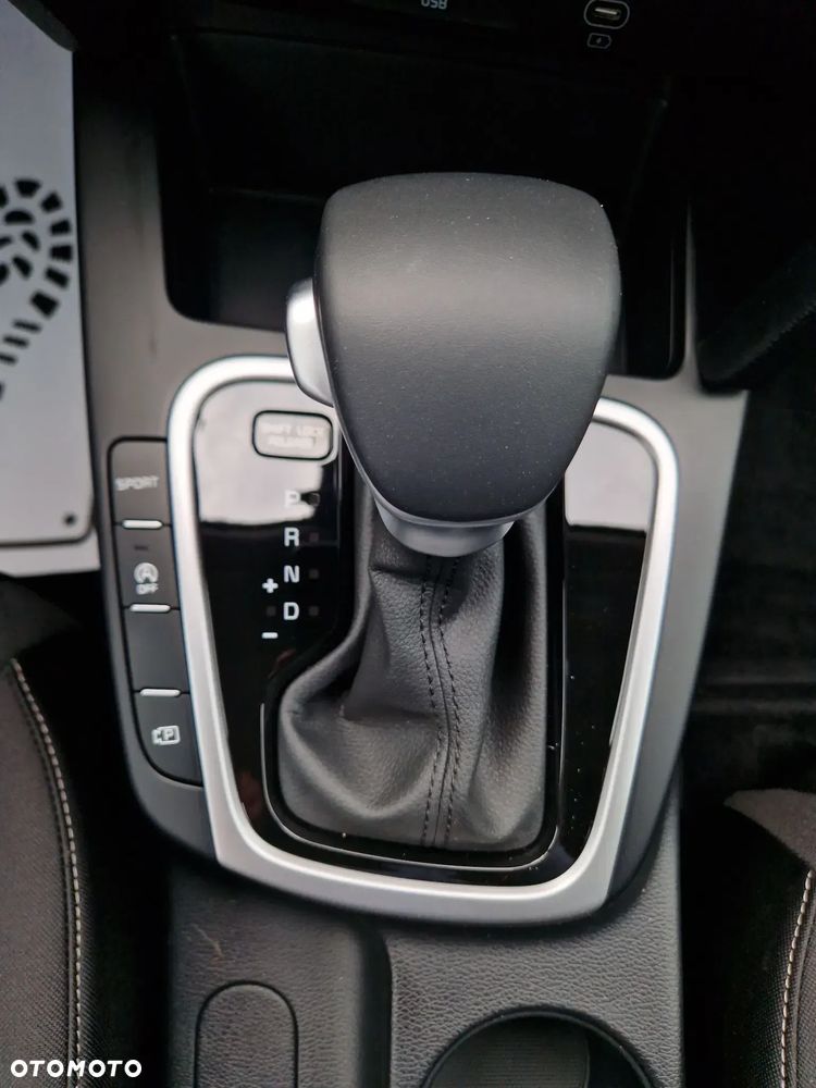 Kia XCeed 1.6 T-GDI M DCT - 19