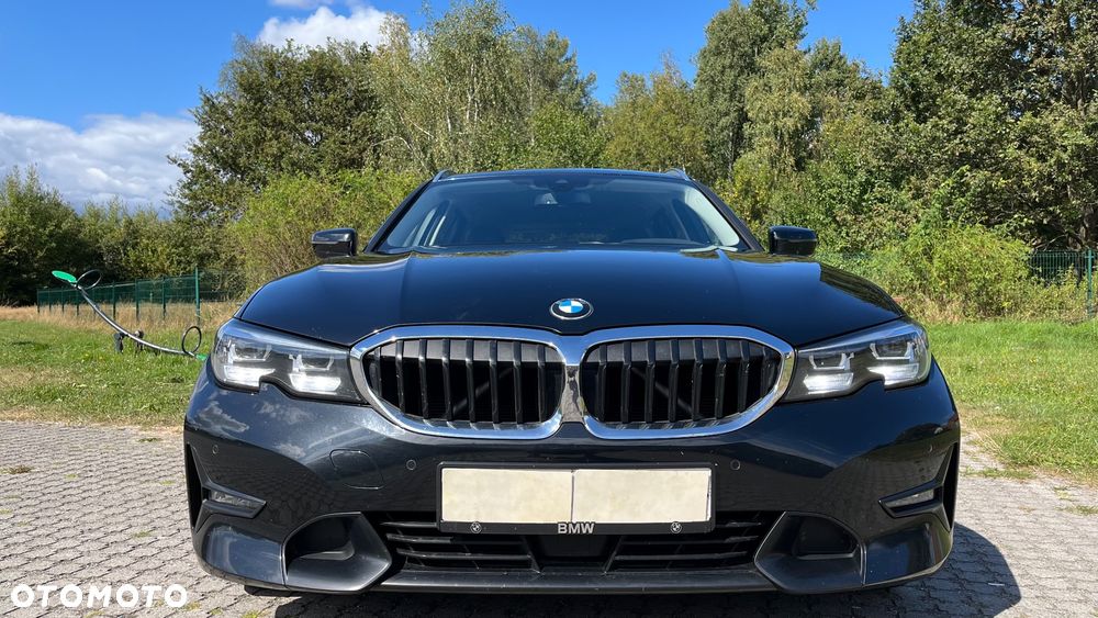 BMW Seria 3 320d Sport Line sport - 10