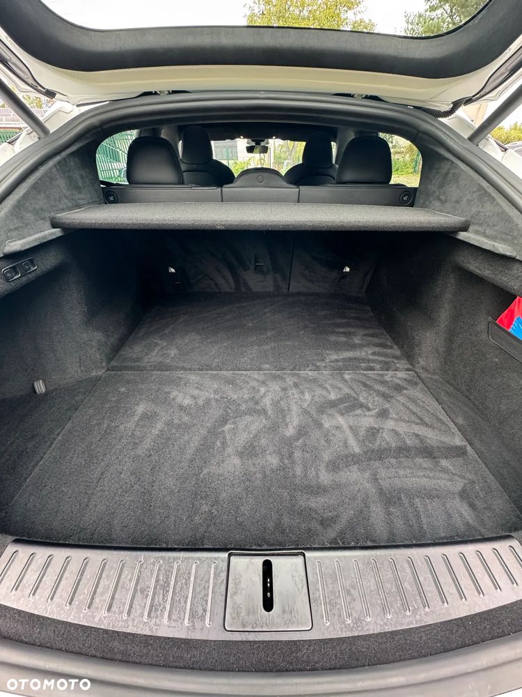 Tesla Model S Plaid - 8