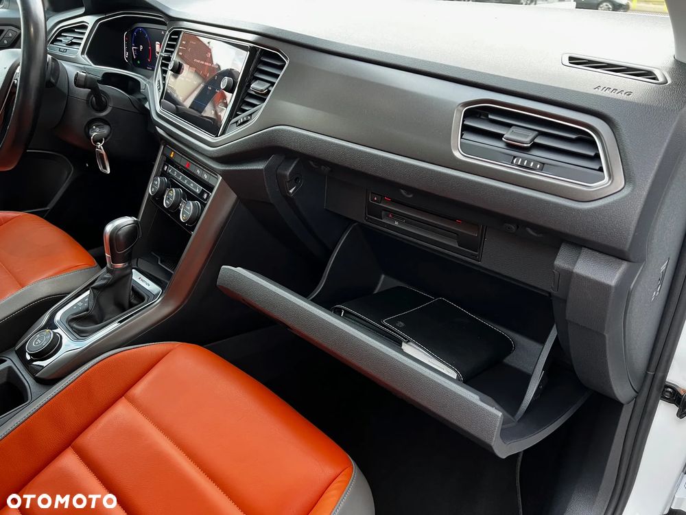 Volkswagen T-Roc 2.0 TDI SCR 4MOTION DSG Style - 22