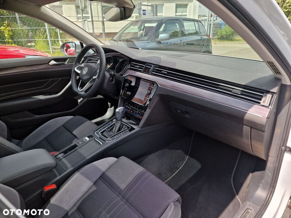 Volkswagen Passat 2.0 TDI 4Mot Elegance DSG - 18