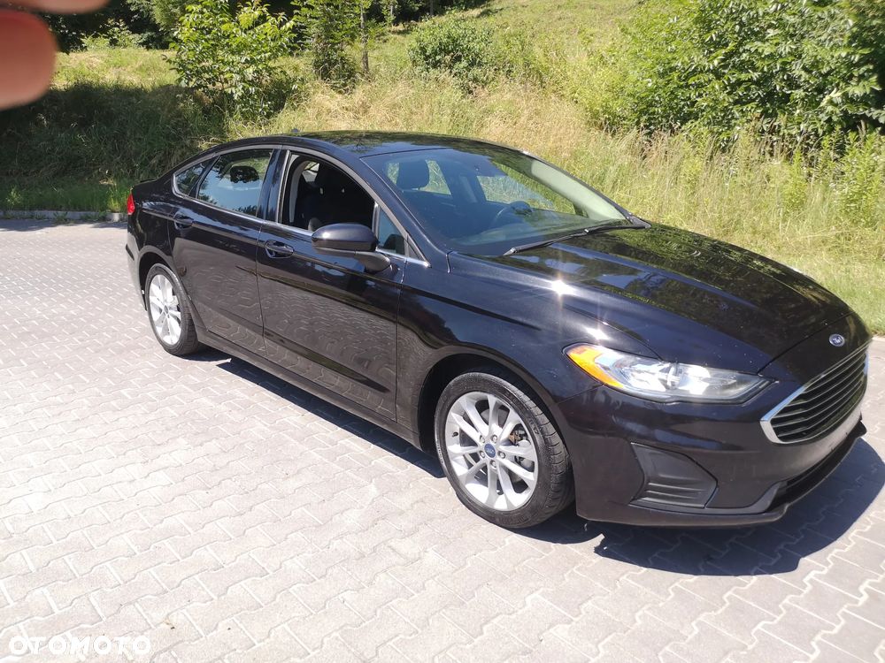 Ford Fusion - 3