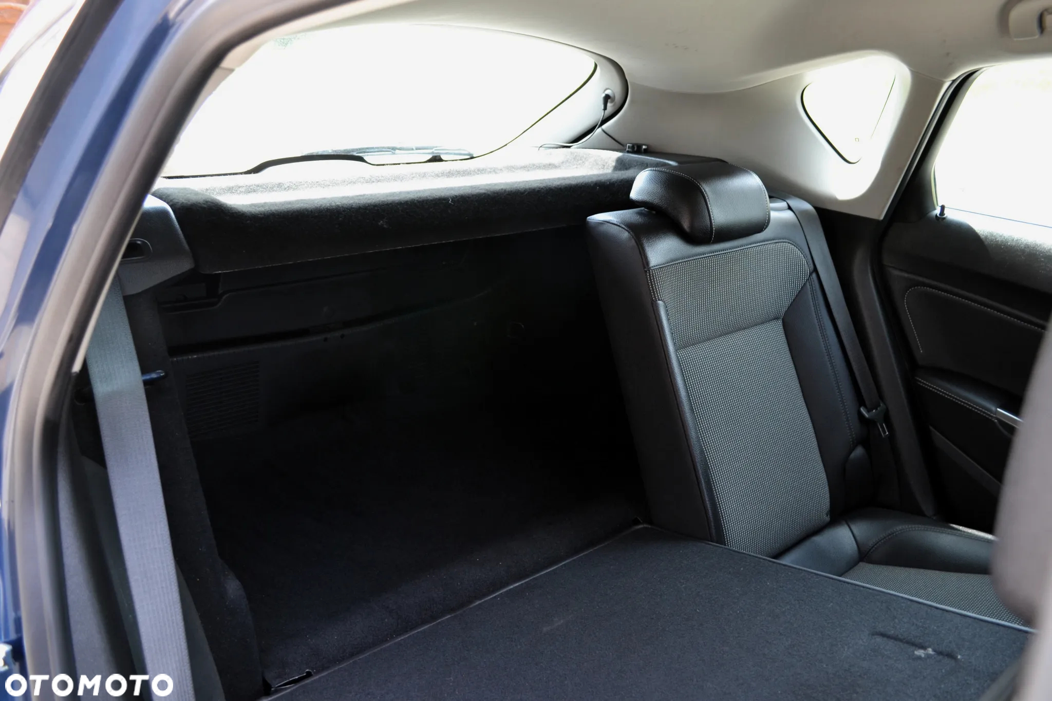 Opel Astra IV 1.4 T Sport - 14