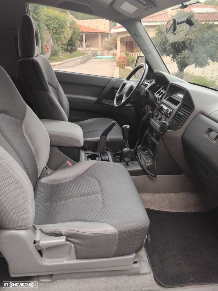 Mitsubishi Pajero 3.2 DI-D GLS ABS - 8