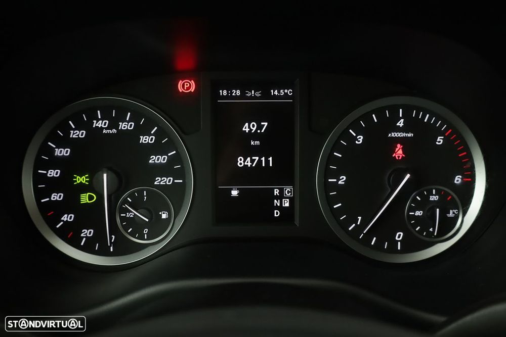 Mercedes-Benz Vito Tourer Longa Aut. SELECT - 12