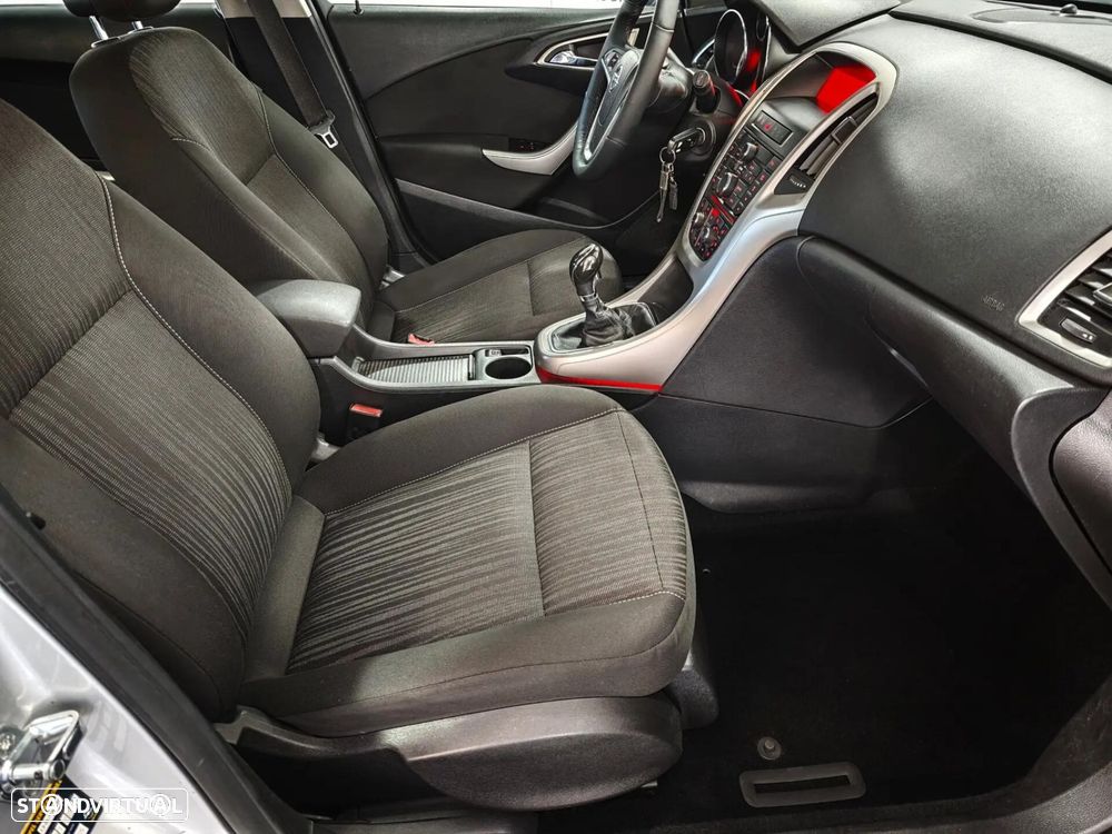 Opel Astra Sports Tourer 2.0 CDTI DPF Sport - 22