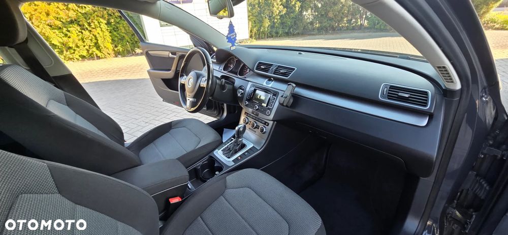 Volkswagen Passat Variant 2.0 Blue TDI DSG SCR Highline - 38