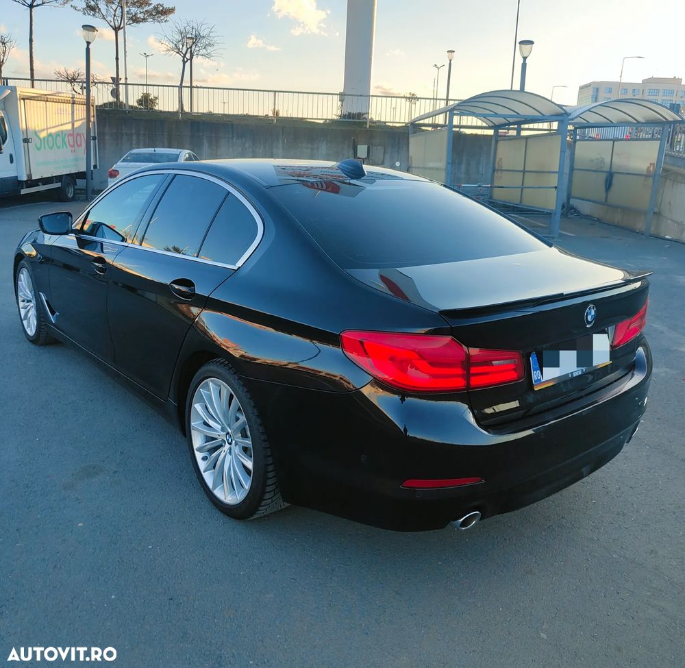 BMW Seria 5 520d Efficient Dynamics Edition Aut. Luxury Line - 4
