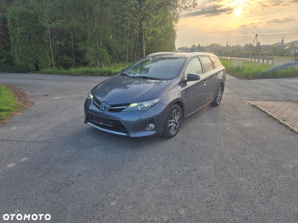 Toyota Auris 1.8 HSD Luna - 12