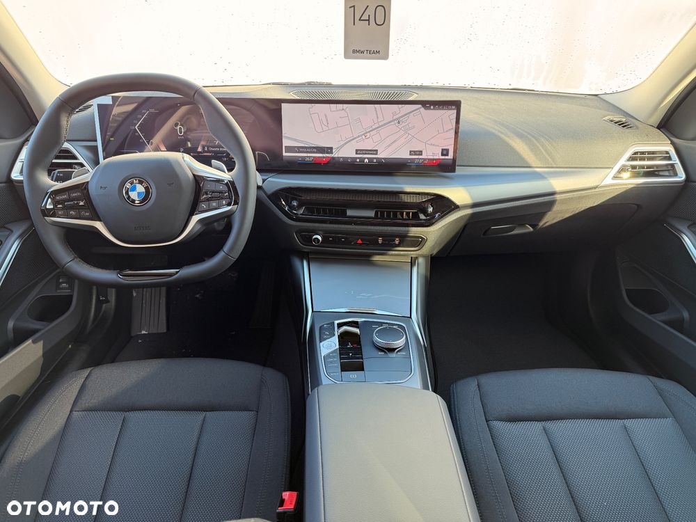 BMW Seria 3 320i sport - 12