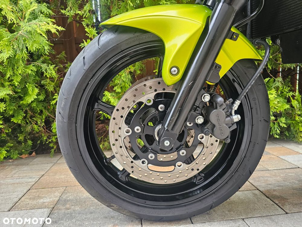 Suzuki Gladius - 19