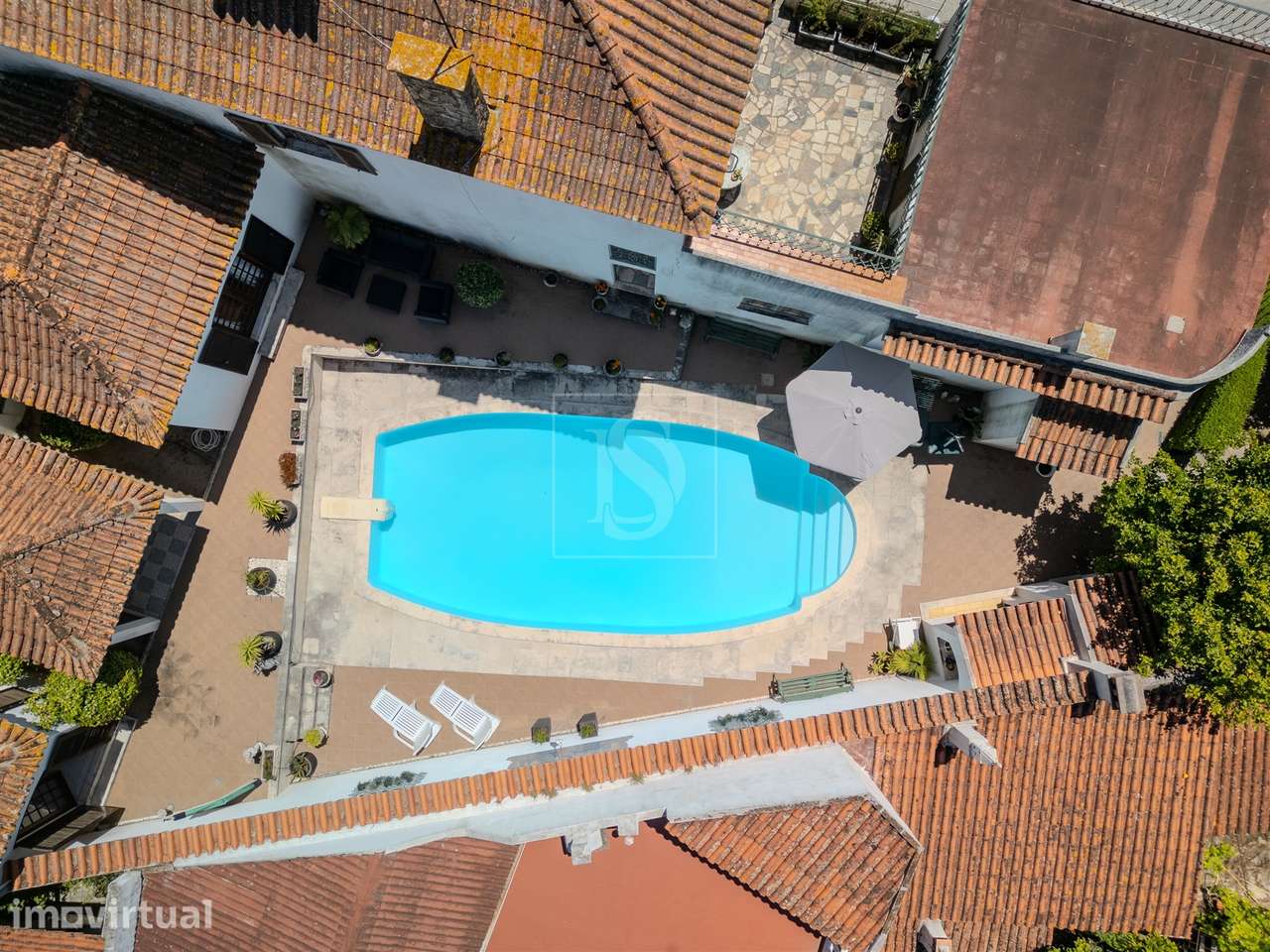 Moradia T5 com Espaço e Potencial Único em Meia Via, Torres Novas - Grande imagem: 3/44