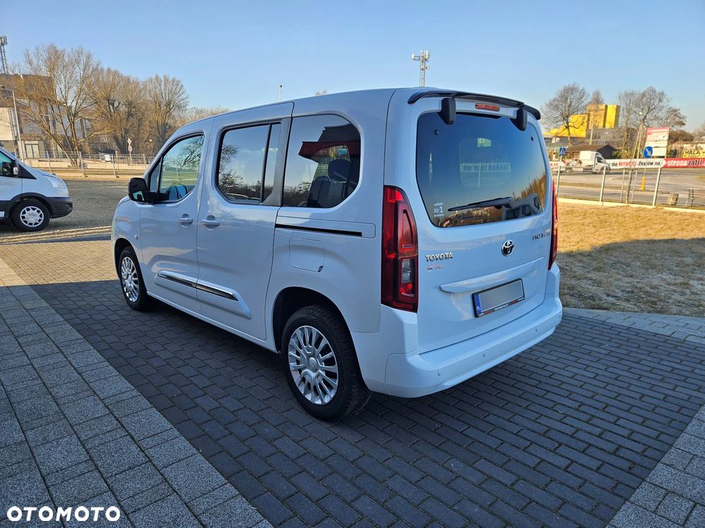 Toyota Proace City Verso 1.5 D-4D Business - 4