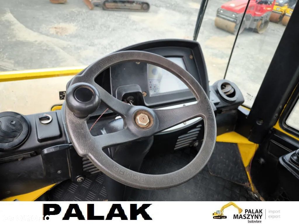 Bomag Walec drogowy BOMAG BW 213 DH -4 ,2015 rok  METAL-GUMA - 13
