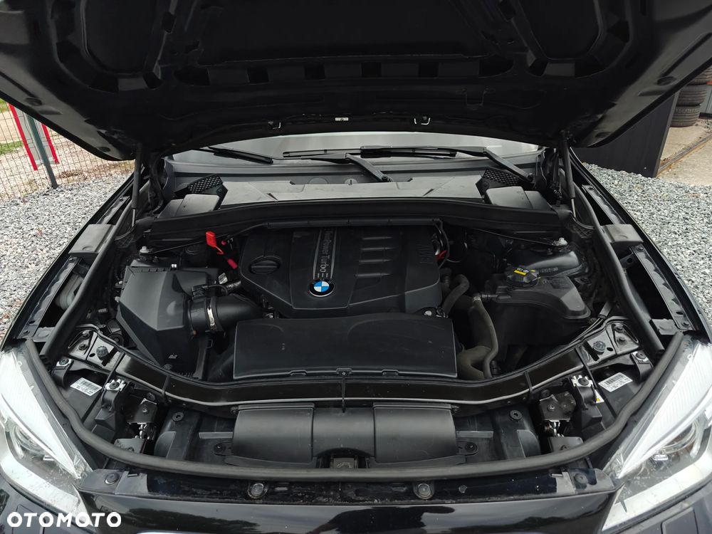 BMW X1 sDrive18d Sport Line - 22