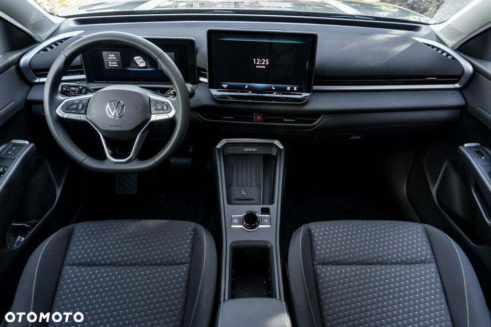 Volkswagen T-Roc - 27