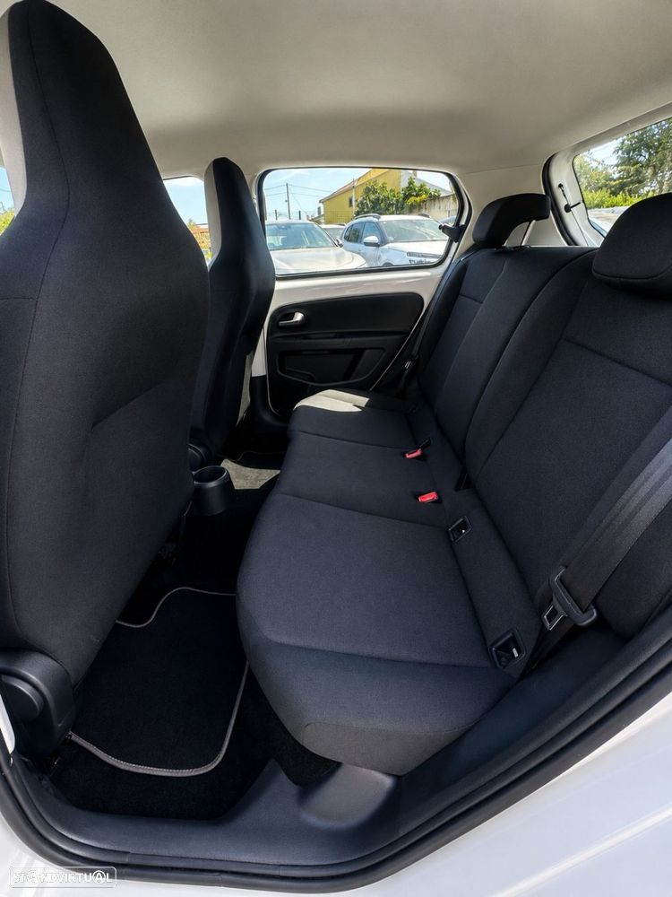 VW e-Up! - 15