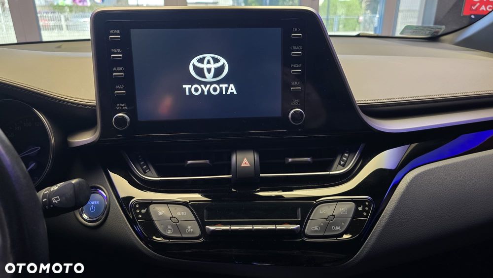 Toyota C-HR 2.0 Hybrid Executive - 12