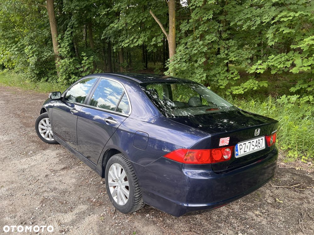 Honda Accord - 2